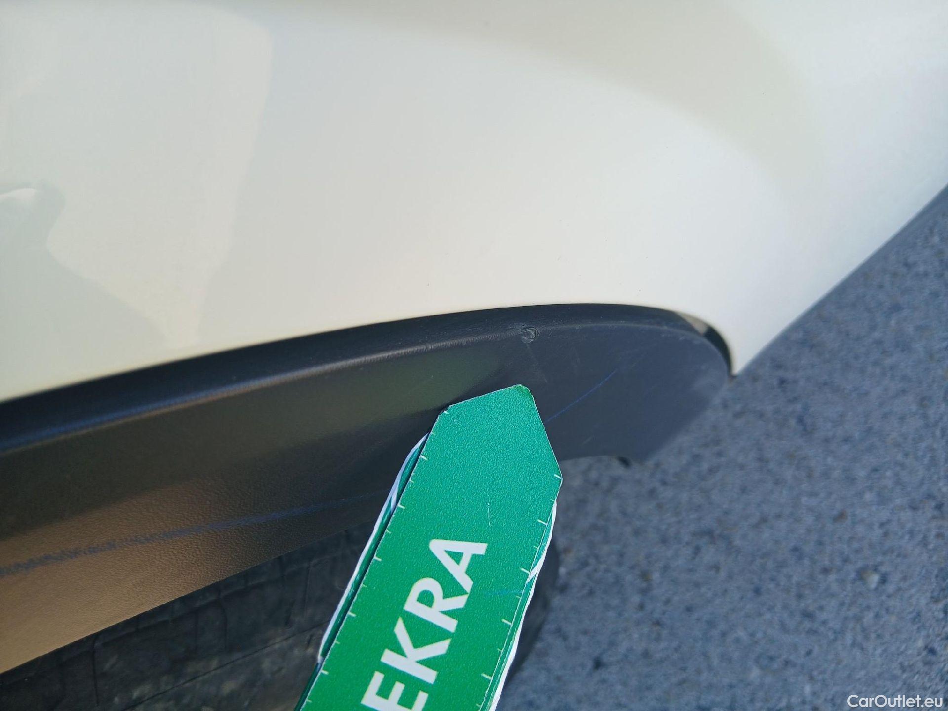  Nissan  Qashqai NISSAN  / 2021 / 5P / todoterreno DIG-T 103kW (140CV) mHEV 4x2 Acenta #30