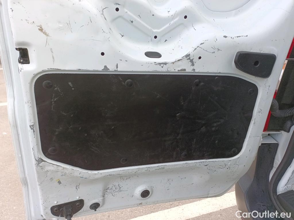  Dacia  Dokker DACIA  / 2013 / 4P / furgón derivado de turismo Van Essential dCi 66kW (90CV) #32