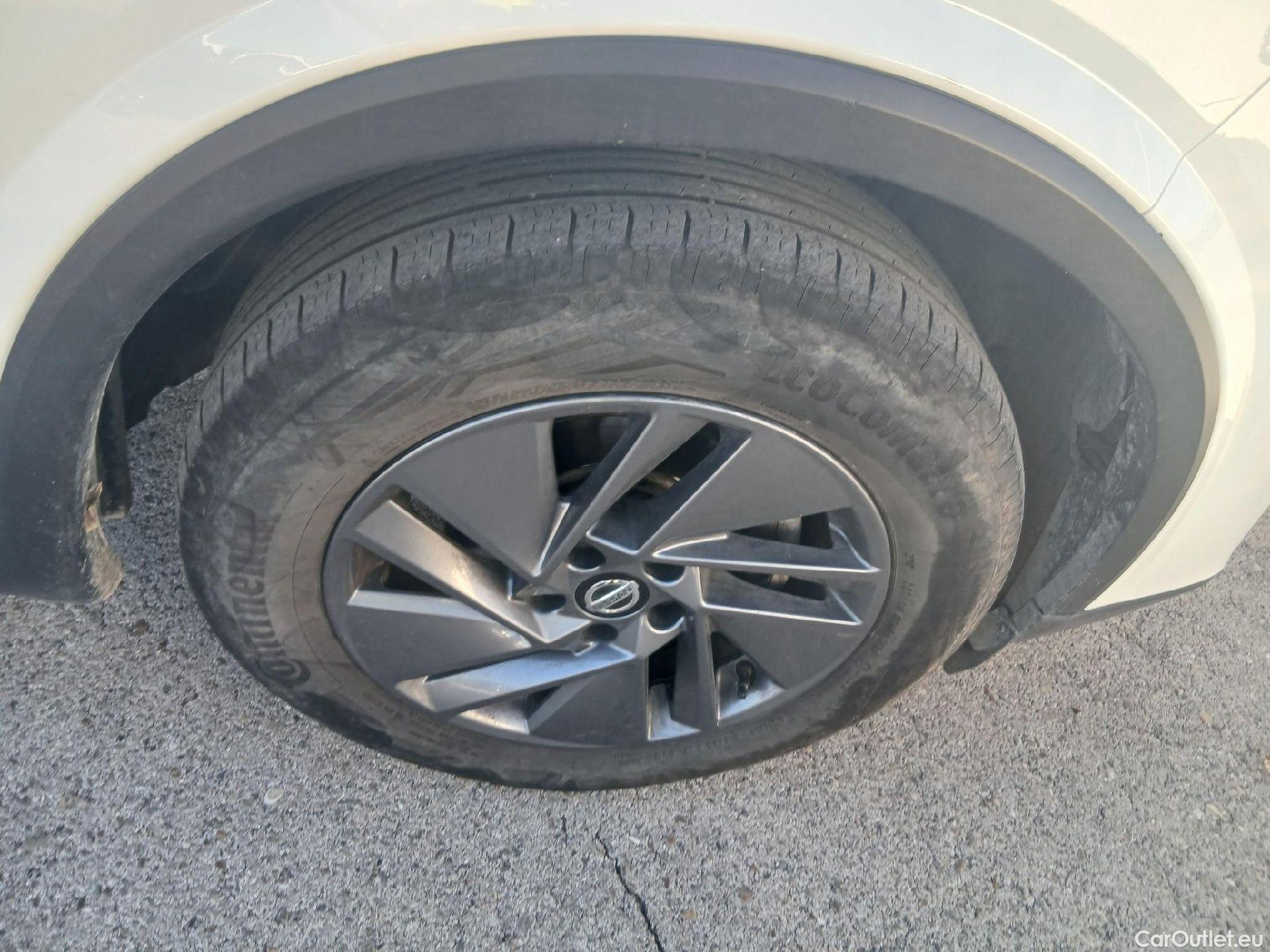  Nissan  Qashqai NISSAN  / 2021 / 5P / todoterreno DIG-T 103kW (140CV) mHEV 4x2 Acenta #12