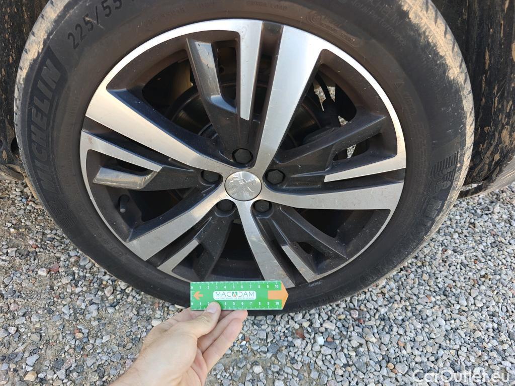  Peugeot  3008 PEUGEOT  / 2016 / 5P / todoterreno Allure BlueHDi 96kW (130CV) S&S EAT8 #14