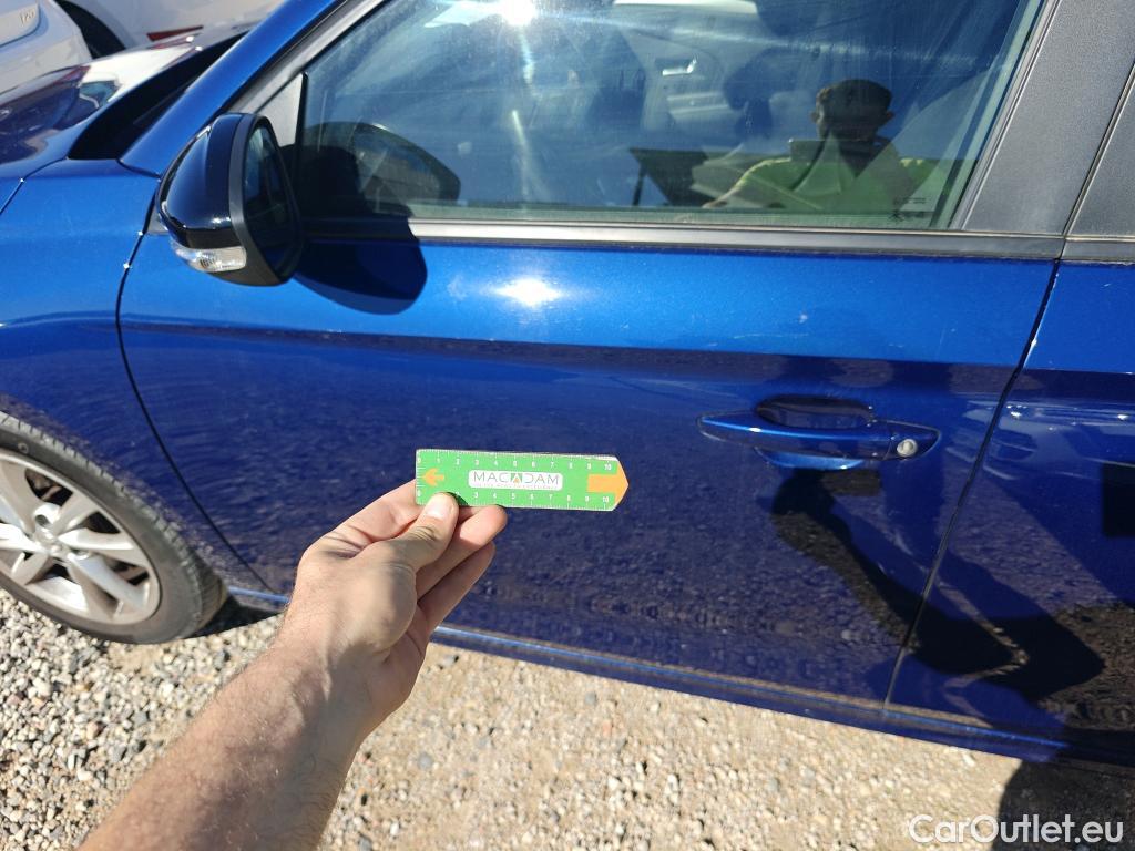  Opel  Corsa OPEL  / 2019 / 5P / berlina con portón 1.5D DT 74kW (100CV) Edition #26