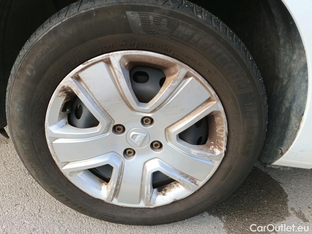  Dacia  Dokker DACIA  / 2013 / 4P / furgón derivado de turismo Van Essential dCi 66kW (90CV) #36