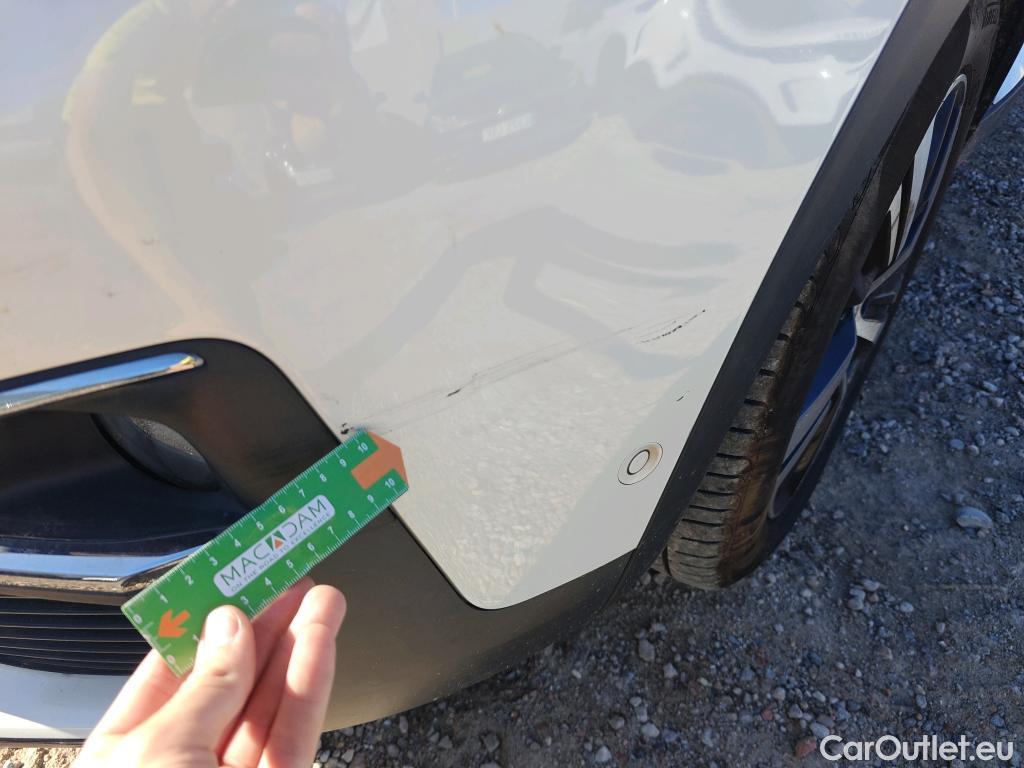  Peugeot  3008 PEUGEOT  / 2016 / 5P / todoterreno Allure BlueHDi 96kW (130CV) S&S EAT8 #50