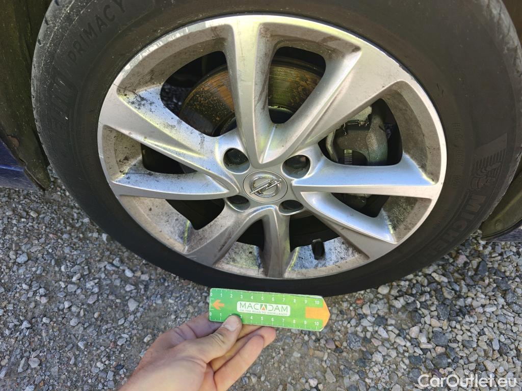  Opel  Corsa OPEL  / 2019 / 5P / berlina con portón 1.5D DT 74kW (100CV) Edition #14