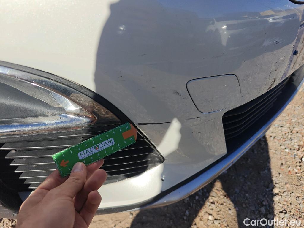  Peugeot  3008 PEUGEOT  / 2016 / 5P / todoterreno Allure BlueHDi 96kW (130CV) S&S EAT8 #49