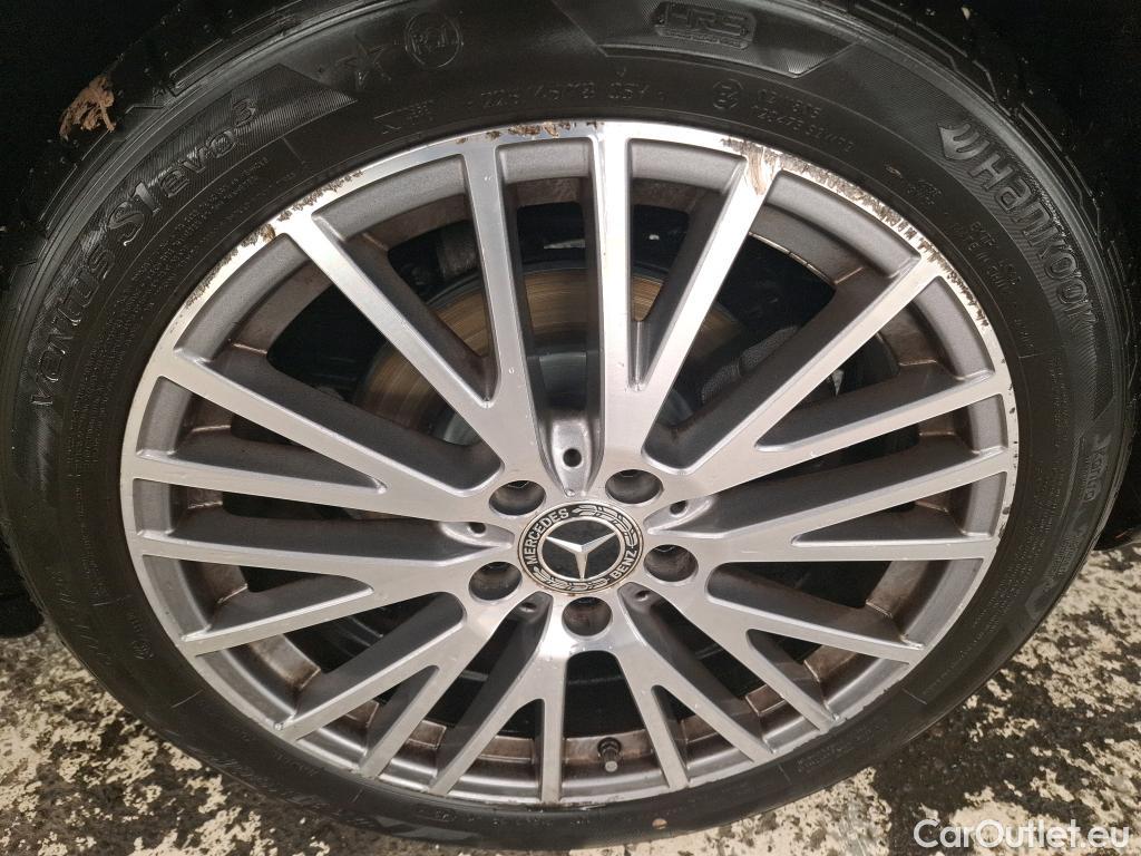  Mercedes  CLA-Klasse MERCEDES-BENZ CLA Shooting Brake / 2019 / 5P / Break CLA 200 d Business Line BA8 #13