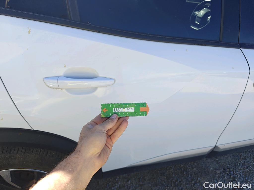  Peugeot  2008  Allure Pack 1.5 HDi 110CV MT6 E6d #24