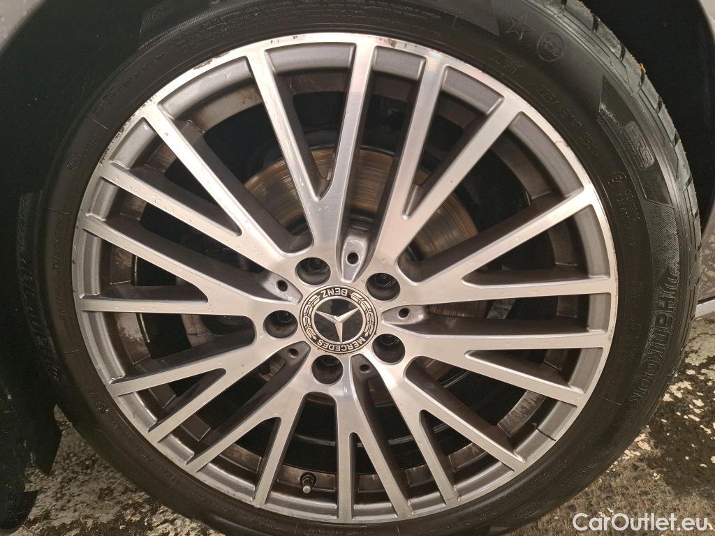  Mercedes  CLA-Klasse MERCEDES-BENZ CLA Shooting Brake / 2019 / 5P / Break CLA 200 d Business Line BA8 #9