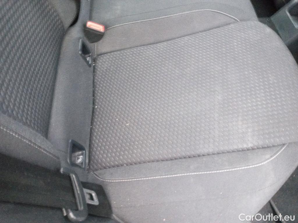  Volkswagen  Polo VOLKSWAGEN  / 2017 / 5P / berlina con portón Advance 1.0 TSI 70kW (95CV) #6