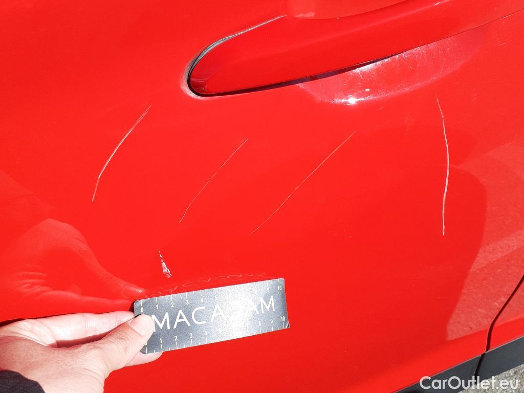  Hyundai  Konna HYUNDAI Kona / 2020 / 5P / todoterreno 1.6 GDI HEV Maxx DCT #4