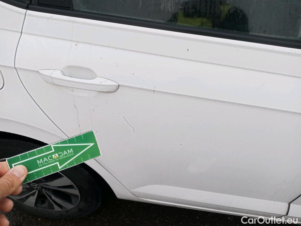  Volkswagen  Polo VOLKSWAGEN  / 2017 / 5P / berlina con portón Advance 1.0 TSI 70kW (95CV) #21