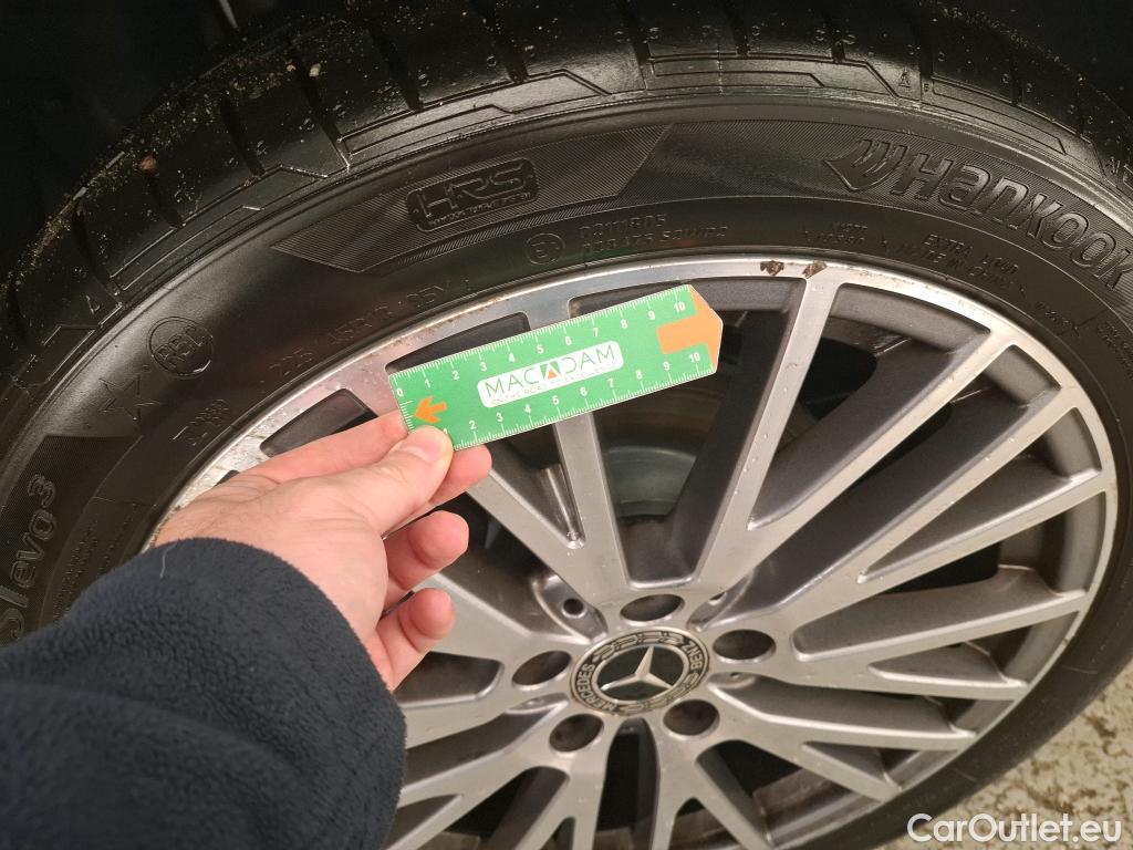  Mercedes  CLA-Klasse MERCEDES-BENZ CLA Shooting Brake / 2019 / 5P / Break CLA 200 d Business Line BA8 #18