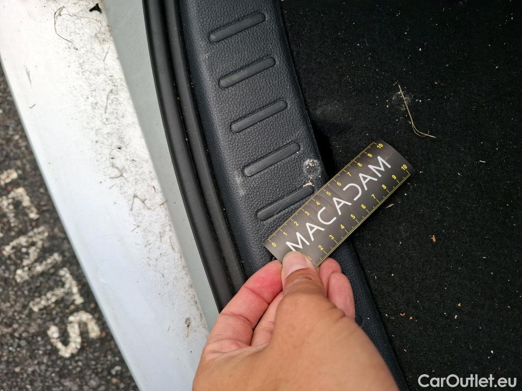  Toyota  Corolla TOYOTA  Touring Sports / 2018 / 5P / Break Hybride 122h Dynamic Business Stage Acad #34