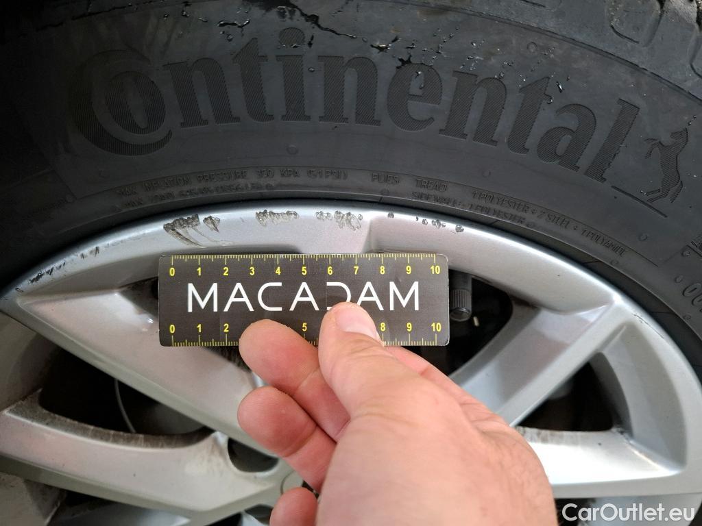  Seat  Leon SEAT  Sportstourer / 2020 / 5P / Break 2.0 TDI 150 DSG S&S Style Business #19