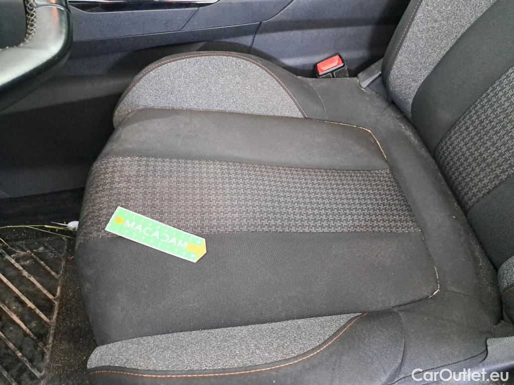  Peugeot  3008  Active Business 1.2 PureTech 130CV BVM6 E6d #27