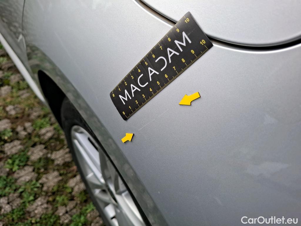  Toyota  Corolla TOYOTA  Touring Sports / 2018 / 5P / Break Hybride 122h Dynamic Business Stage Acad #28