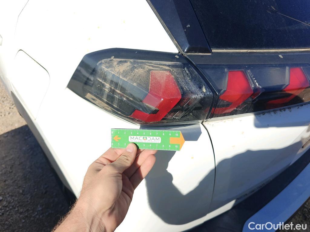  Peugeot  2008  Allure Pack 1.5 HDi 110CV MT6 E6d #1