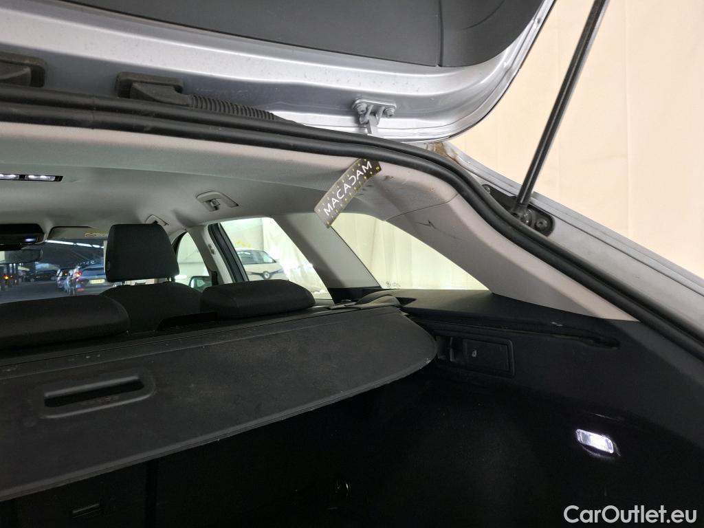  Seat  Leon SEAT  Sportstourer / 2020 / 5P / Break 2.0 TDI 150 DSG S&S Style Business #23