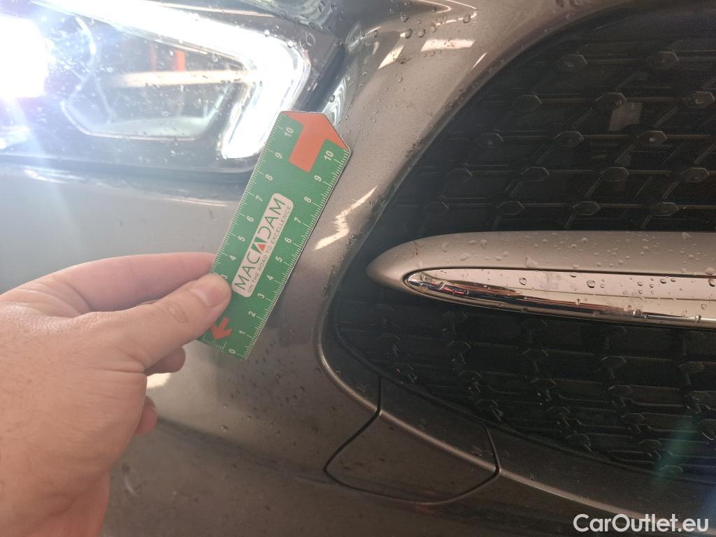  Mercedes  CLA-Klasse MERCEDES-BENZ CLA Shooting Brake / 2019 / 5P / Break CLA 200 d Business Line BA8 #3