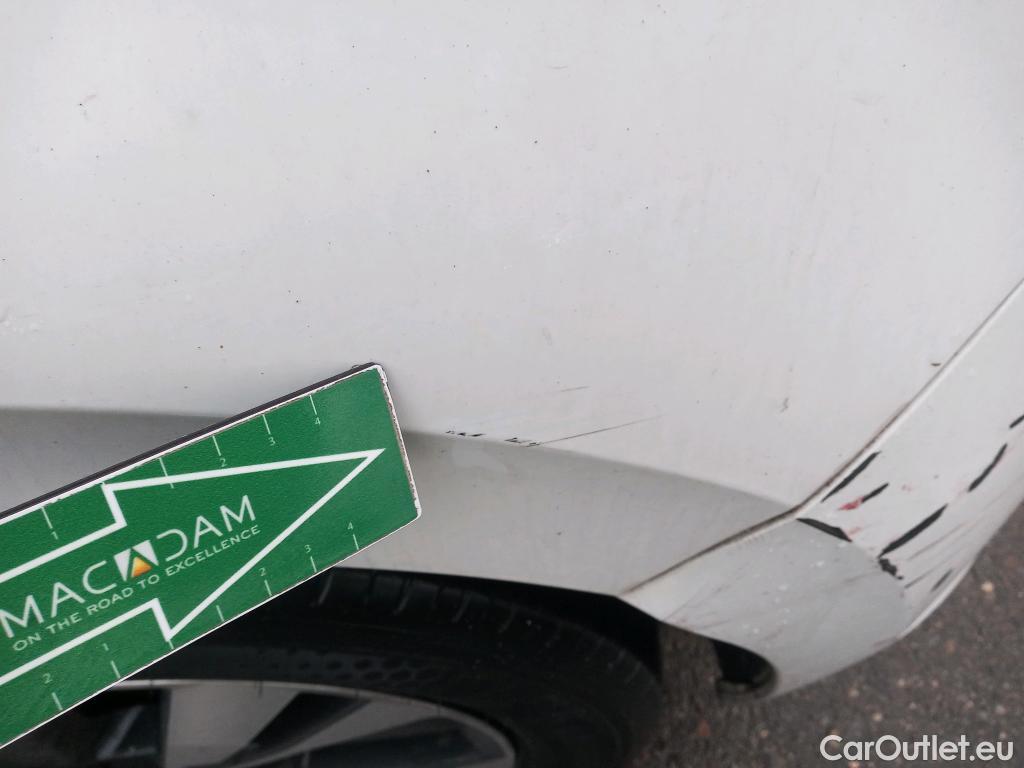  Volkswagen  Polo VOLKSWAGEN  / 2017 / 5P / berlina con portón Advance 1.0 TSI 70kW (95CV) #30