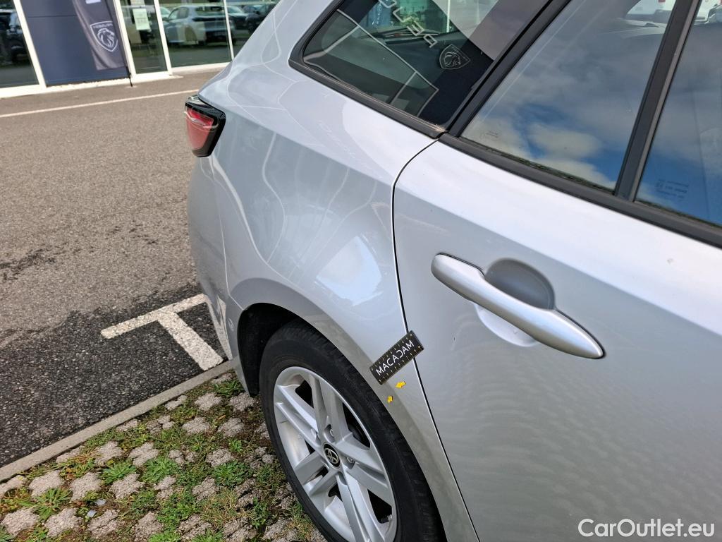  Toyota  Corolla TOYOTA  Touring Sports / 2018 / 5P / Break Hybride 122h Dynamic Business Stage Acad #11