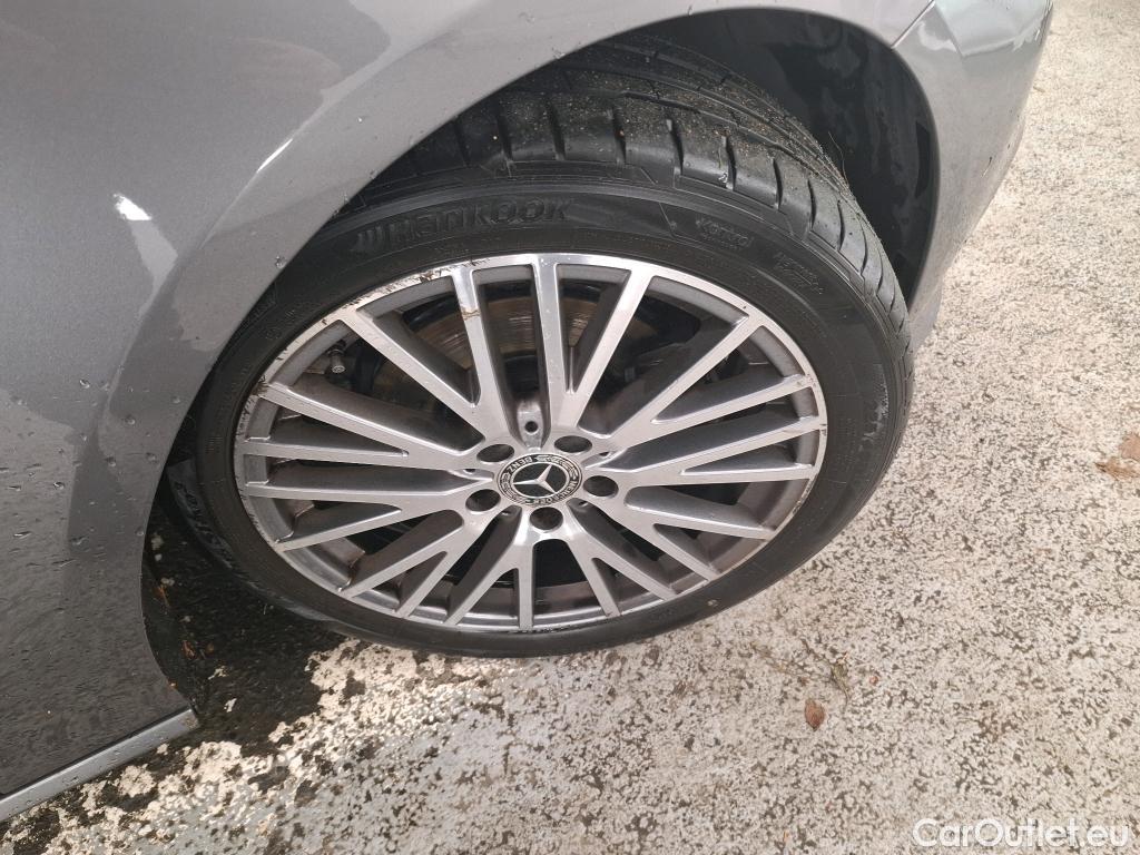  Mercedes  CLA-Klasse MERCEDES-BENZ CLA Shooting Brake / 2019 / 5P / Break CLA 200 d Business Line BA8 #19