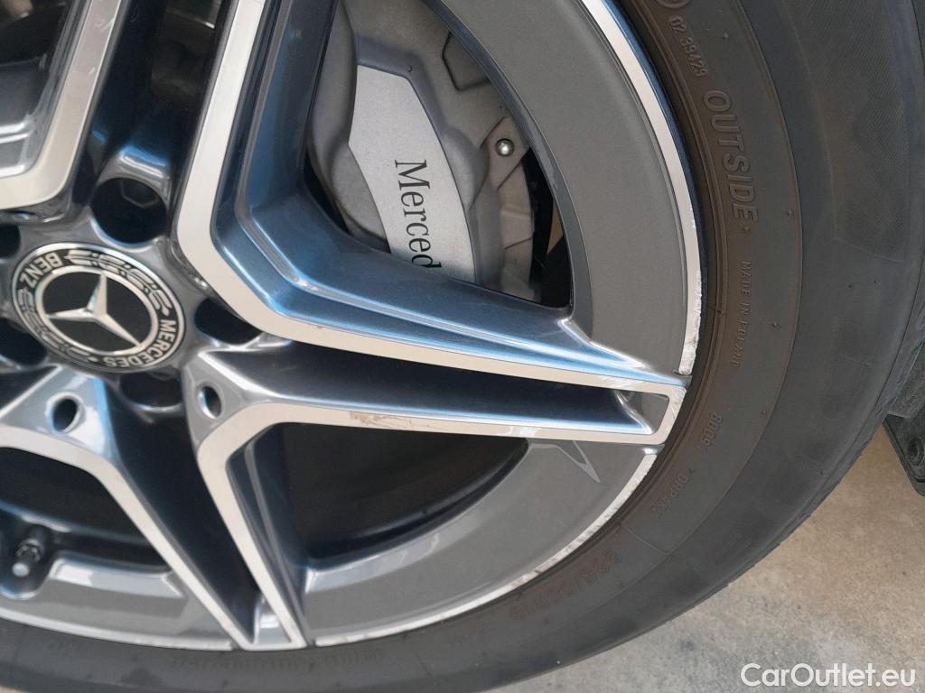  Mercedes  G-Klasee MERCEDES-BENZ Clase GLC / 2019 / 5P / todoterreno GLC 300 de 4MATIC #1