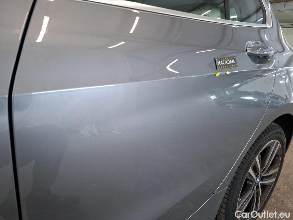  Bmw  Serie 1 BMW Série 1 / 2019 / 5P / Berline 116i DKG7 Business Design #44