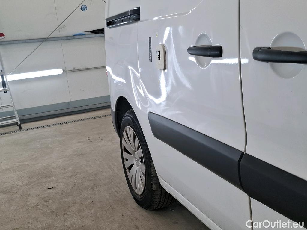  Citroen  Berlingo  Fourgon Business L1 (Court) 1.6 100CV BVM5 E6 #24