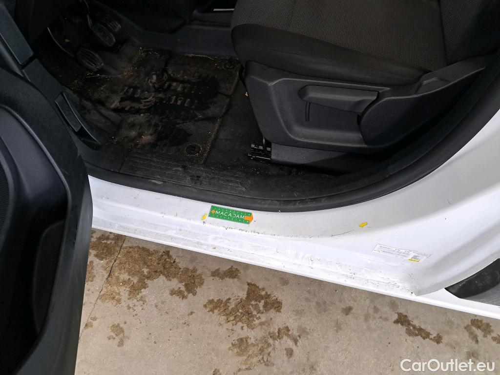  Citroen  Berlingo  Fourgon Club M 650 1.5 BlueHDi 75CV BVM5 E6dT #8