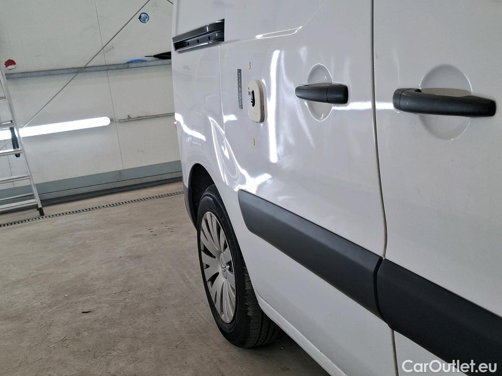  Citroen  Berlingo  Fourgon Business L1 (Court) 1.6 100CV BVM5 E6 #25