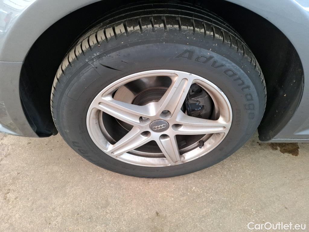  Audi  A4  Avant business line 2.0 TDI 150CV BVA7 E6 #68