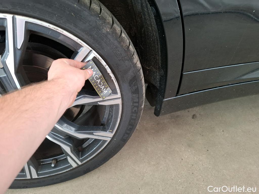  Bmw  X1 BMW  / 2019 / 5P / SUV xDrive25e M Sport BVA6 #36