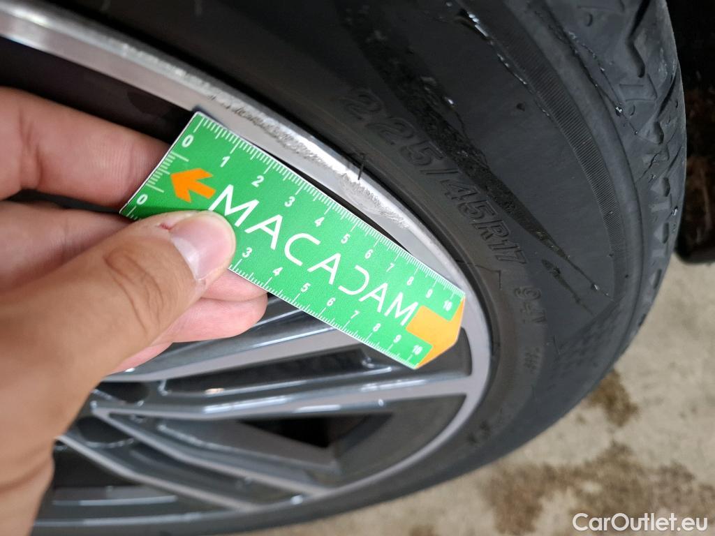  Bmw  Serie 1 BMW Série 1 / 2019 / 5P / Berline 116i DKG7 Business Design #14