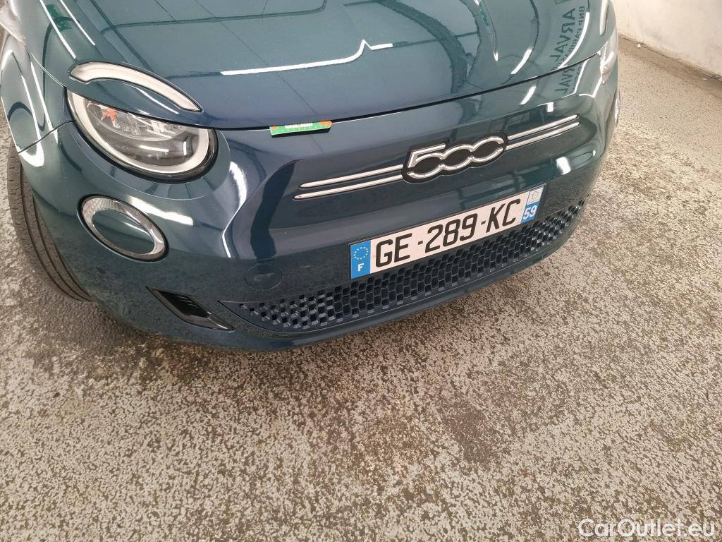  Fiat  500 FIAT  / 2020 / 3P / Berline 42kWh Icône #13