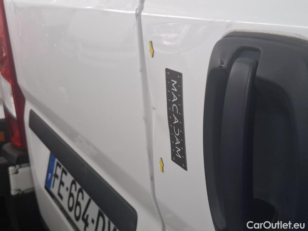  Citroen  Jumper CITROEN  VU 4p Fourgon 30 L1H1 BlueHDi 110 BVM6 Business #16