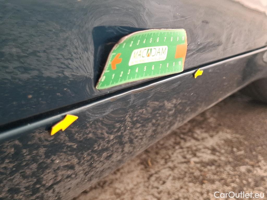  Fiat  500 FIAT  / 2020 / 3P / Berline 42kWh Icône #11