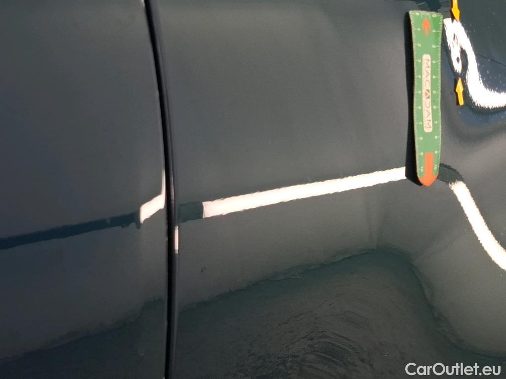  Fiat  500 FIAT  / 2020 / 3P / Berline 42kWh Icône #27