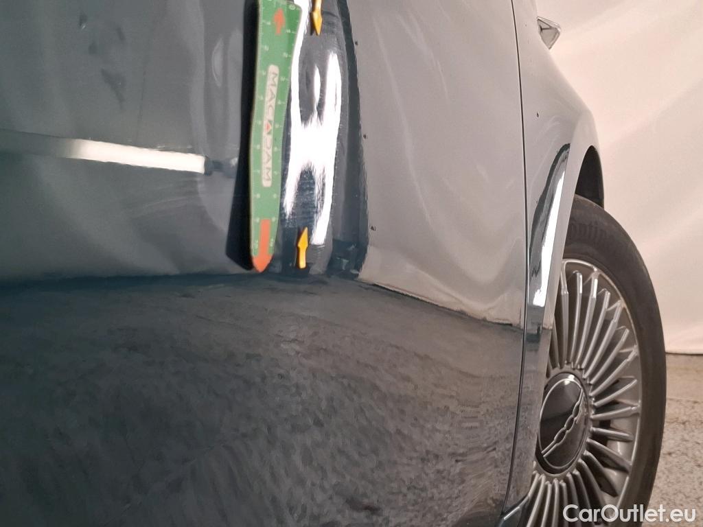  Fiat  500 FIAT  / 2020 / 3P / Berline 42kWh Icône #4