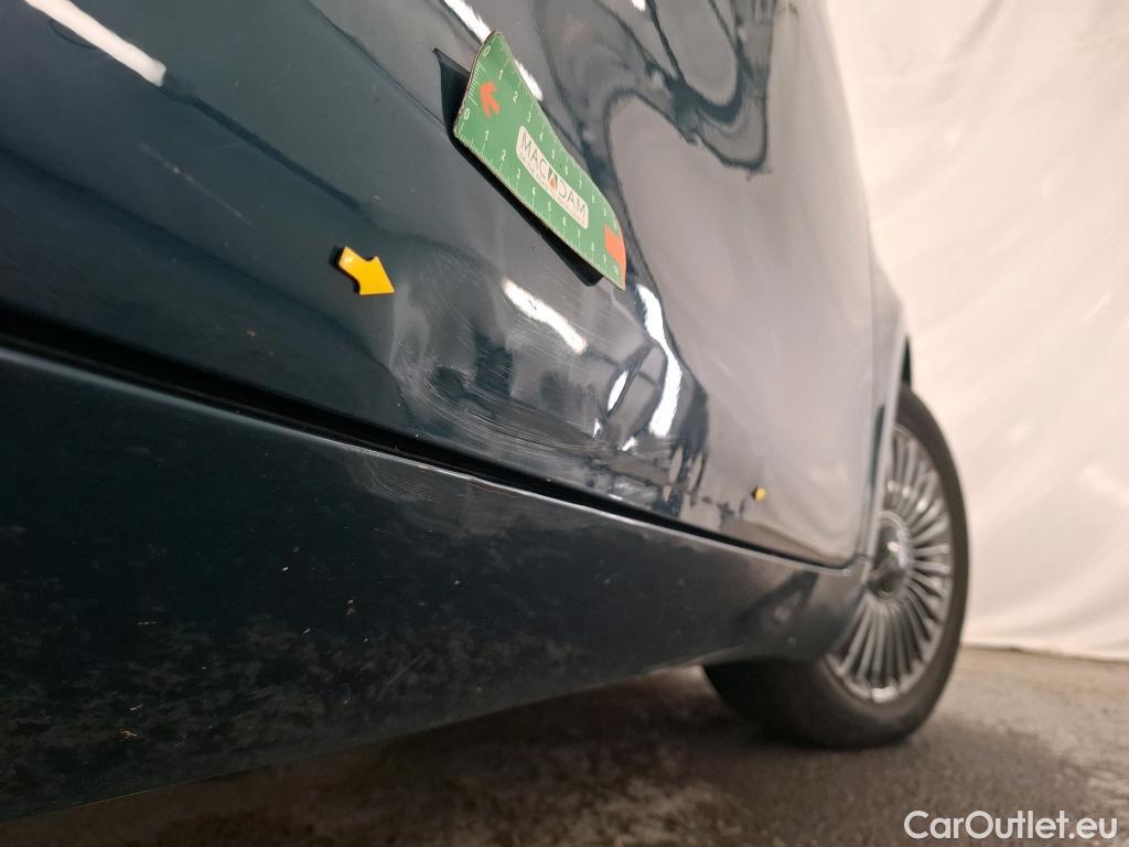  Fiat  500 FIAT  / 2020 / 3P / Berline 42kWh Icône #5