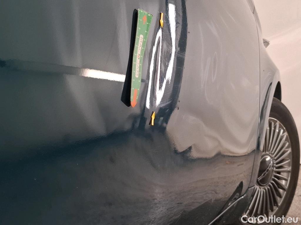  Fiat  500 FIAT  / 2020 / 3P / Berline 42kWh Icône #2