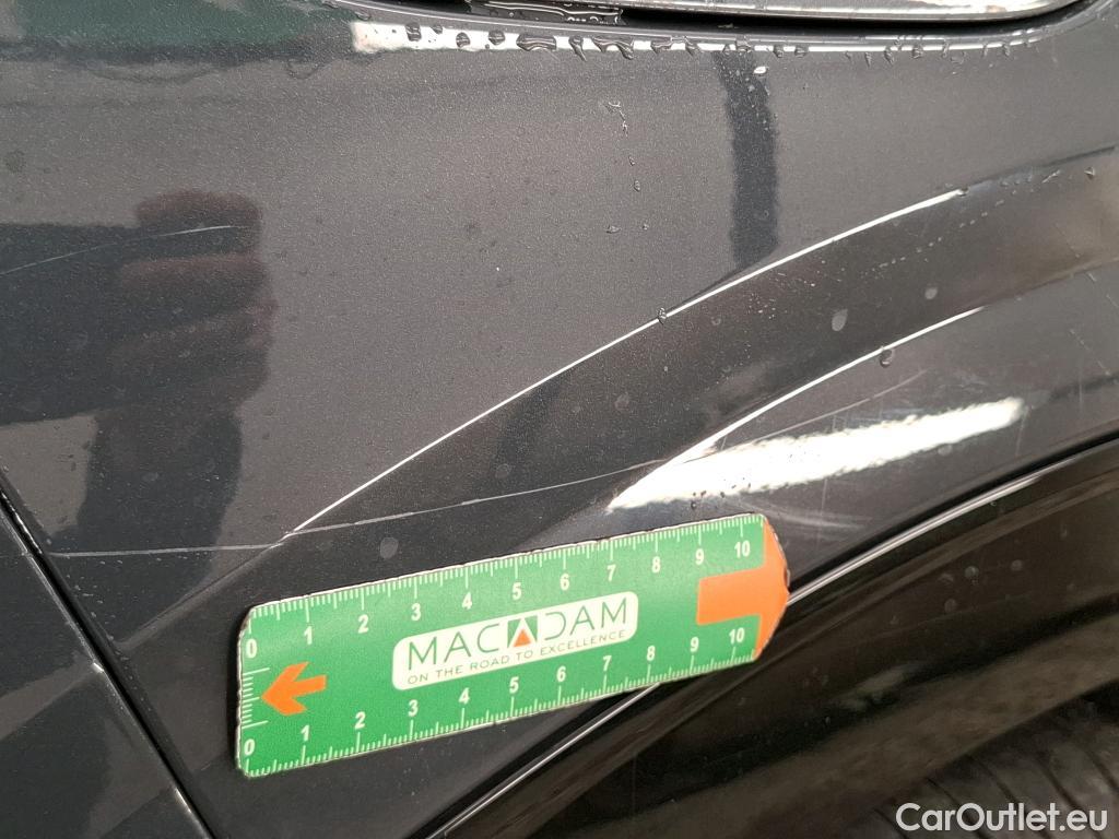  KIA  Sportage KIA  / 2021 / 5P / SUV 1.6 T-GDI 265 PHEV AUTO 4WD GT-L PREM BU #8