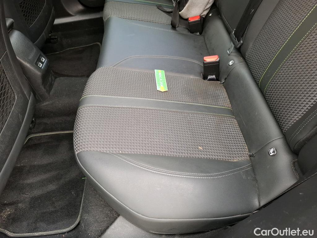  Peugeot  2008  GT 1.2 PureTech 130CV BVA8 E6d #37