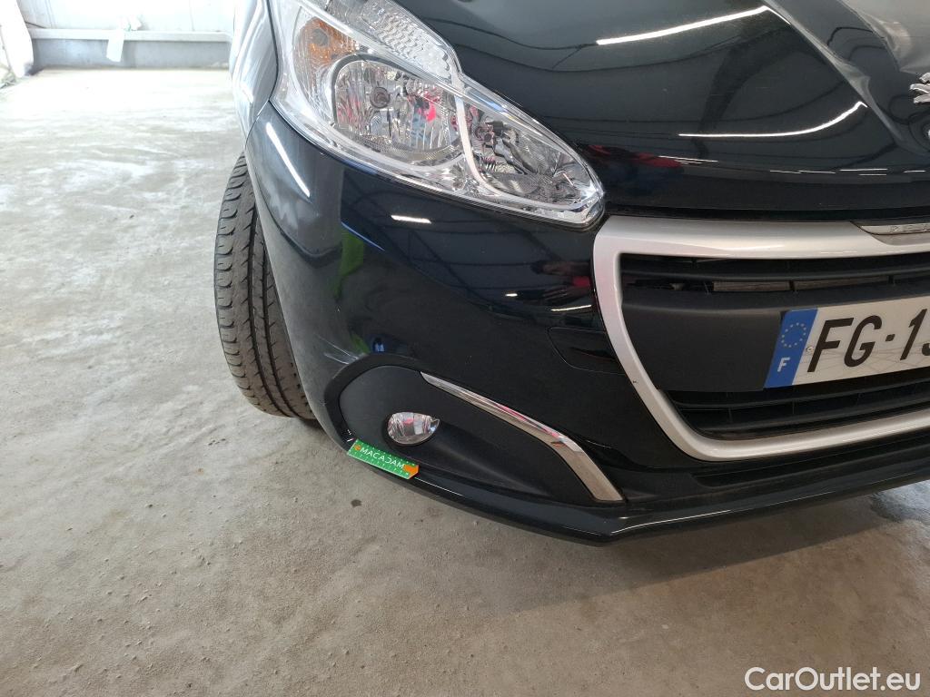  Peugeot  208  Affaire Premium Pack 1.2 80CV BVM5 E6dT #24
