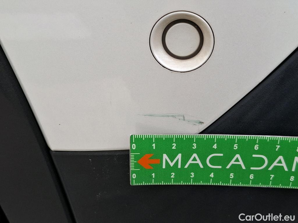  Peugeot  2008  GT 1.2 PureTech 130CV BVA8 E6d #60