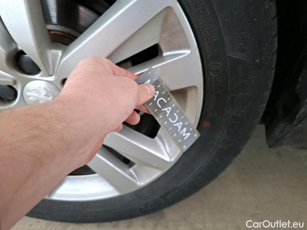  Peugeot  308  Active Business 1.6 Hdi 120CV BVA6 E6 #50