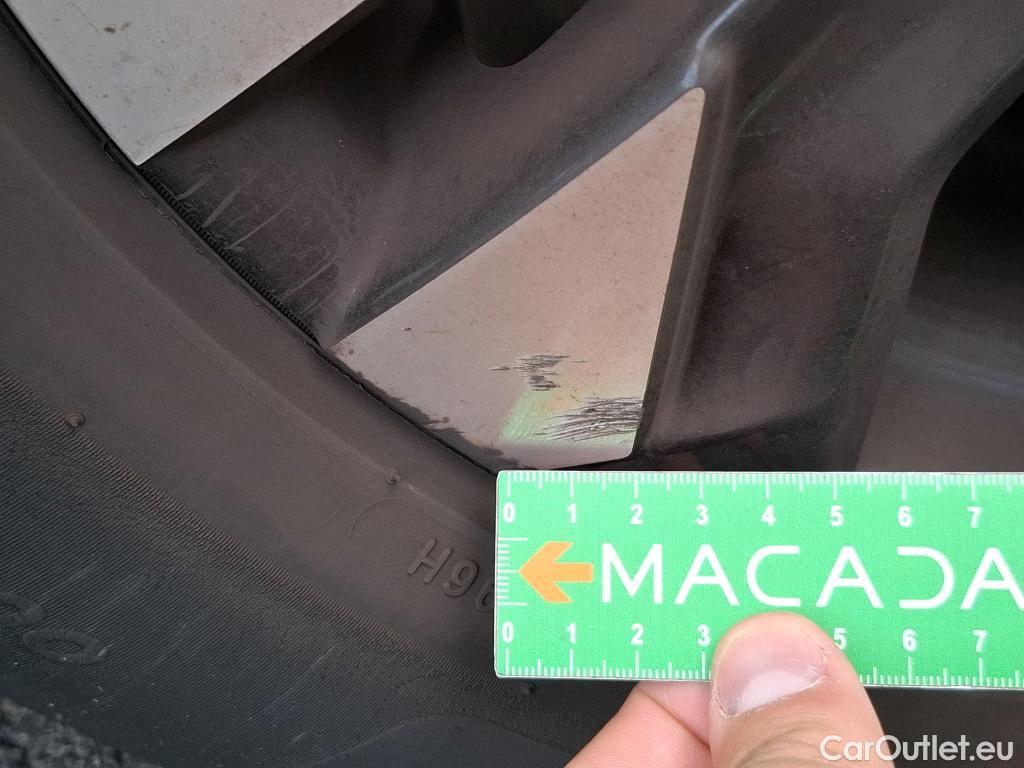  Peugeot  2008  GT 1.2 PureTech 130CV BVA8 E6d #27