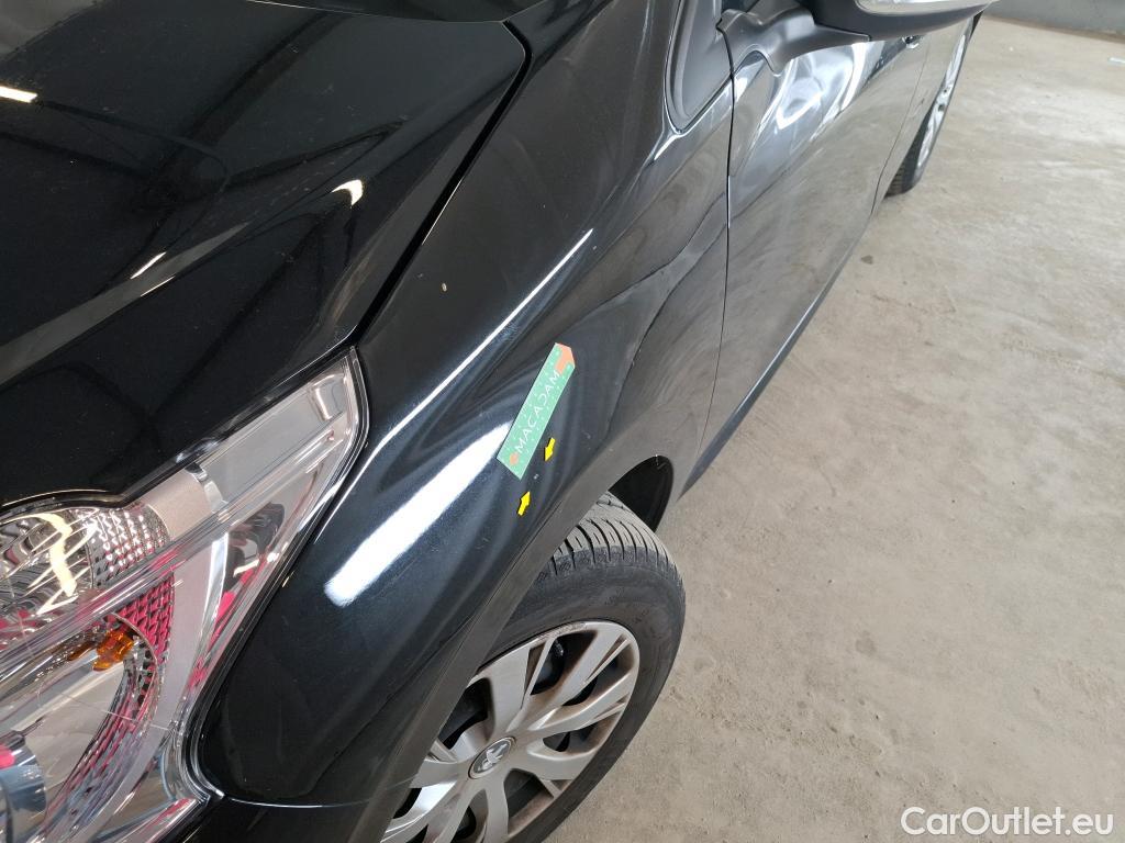  Peugeot  208  Affaire Premium Pack 1.2 80CV BVM5 E6dT #65