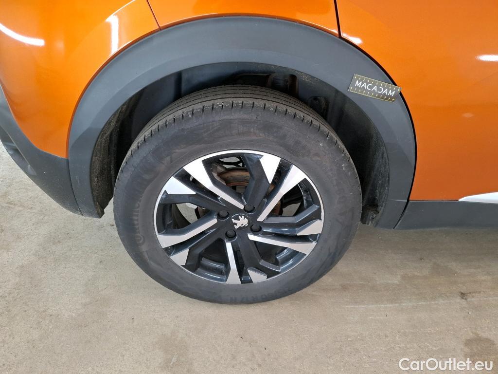  Peugeot  2008  Allure Pack 1.5 HDi 130CV BVA8 E6d #21