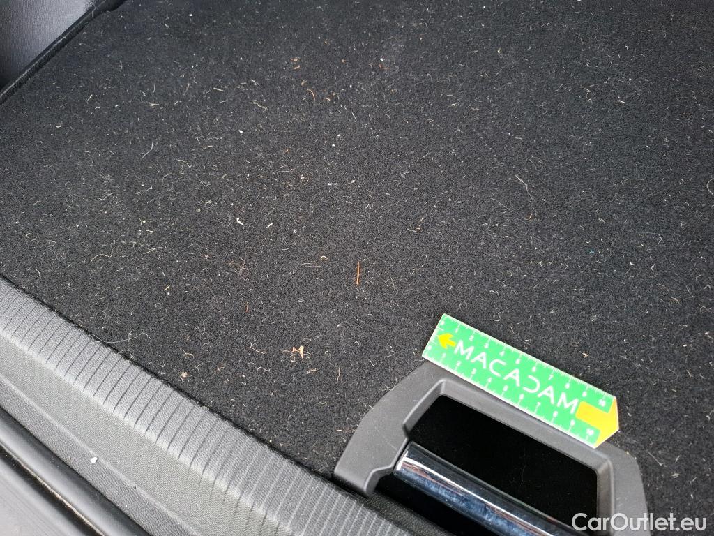  Peugeot  2008  GT 1.2 PureTech 130CV BVA8 E6d #39